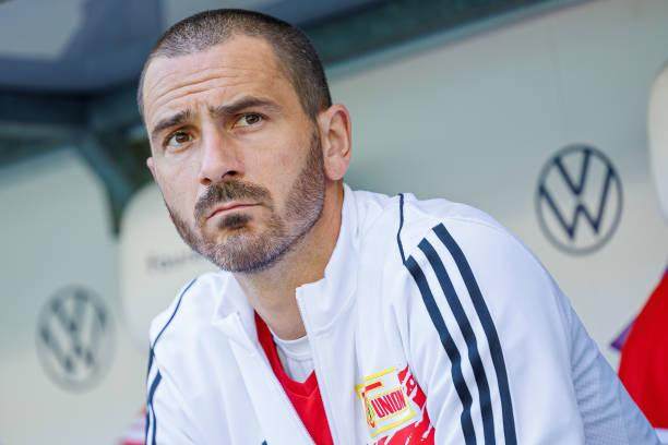 1704326132167071221.jpg 1688634409-612x612.jpg