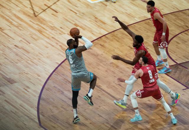 Kaiyun开云中国官网-重返家乡绝杀取胜 詹姆斯：做梦都想不到的剧本