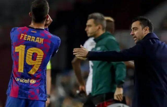 1645227069819011080.jpg 640 (4).jpg