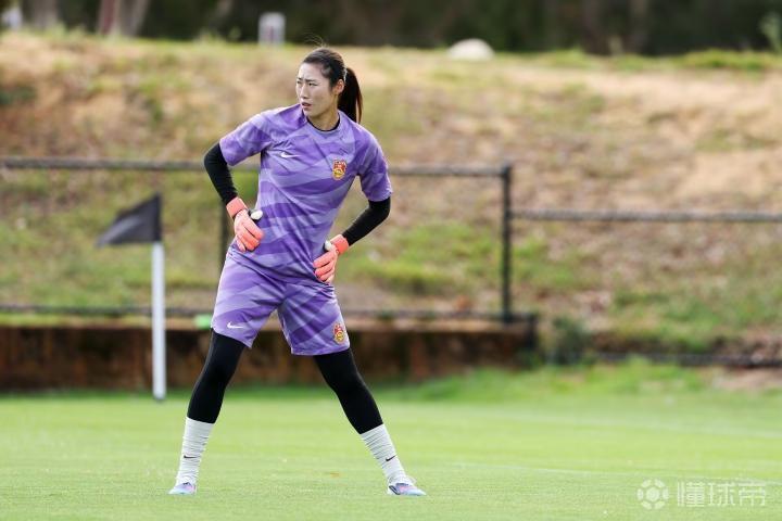 开云网页版中国官网-北青：彭诗梦大概率首发出战澳大利亚；女足需提防主场哨